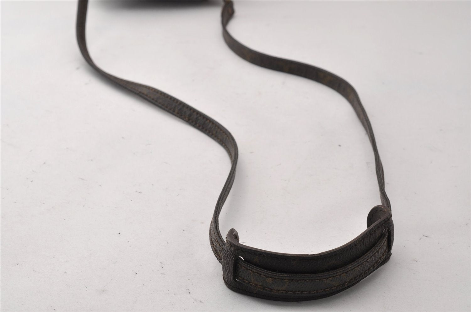 Authentic Louis Vuitton Monogram Amazone Shoulder Cross Body Bag Old Model 9765I