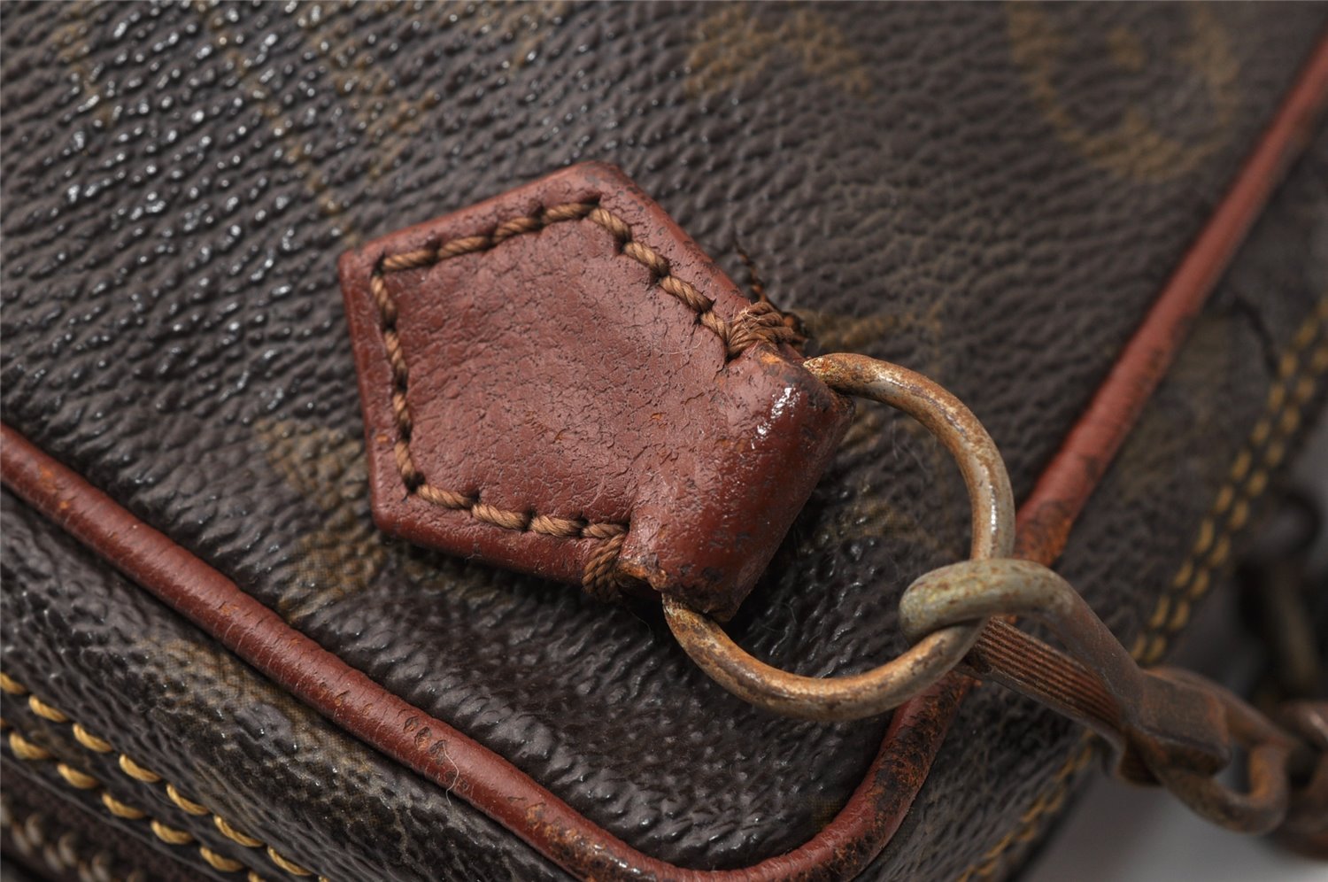 Authentic Louis Vuitton Monogram Amazone Shoulder Cross Body Bag Old Model 9765I