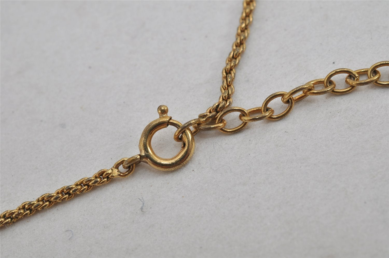 Authentic Christian Dior Gold Tone Chain Pendant Necklace CD 9768J