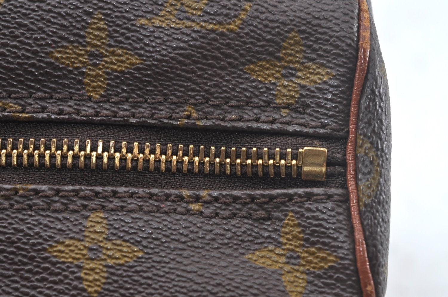 Authentic Louis Vuitton Monogram Papillon 30 Hand Bag Old Model LV 9770I