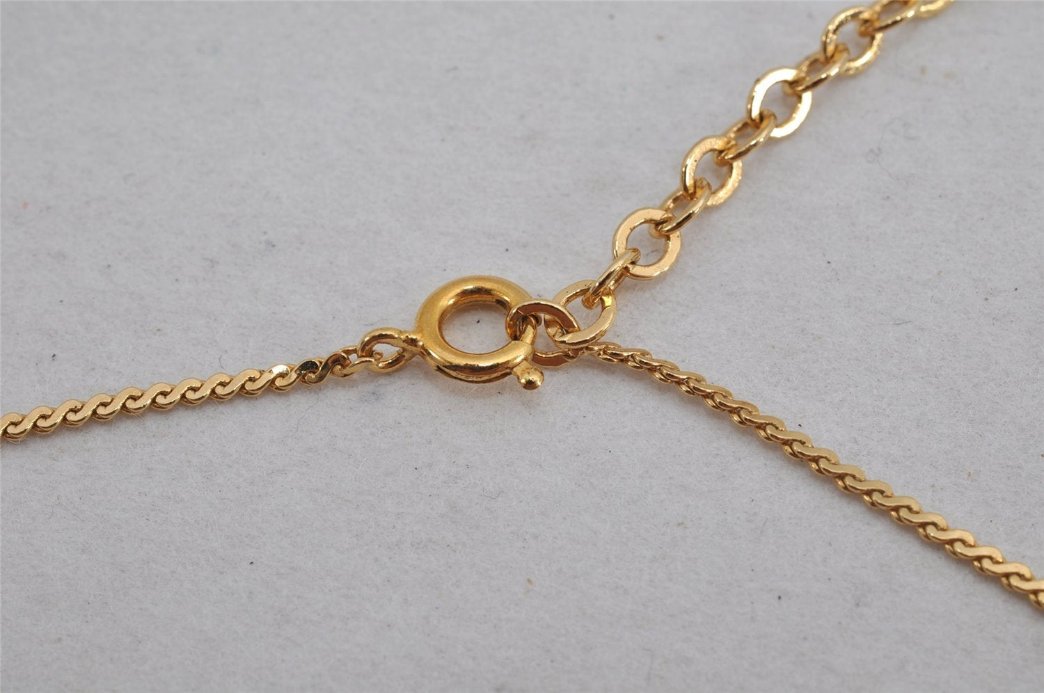 Authentic Christian Dior Gold Tone Chain Pendant Necklace CD 9773J