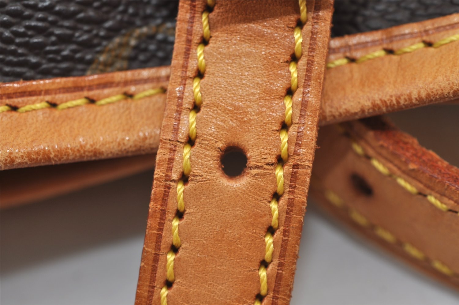 Authentic Louis Vuitton Monogram Bucket PM Shoulder Tote Bag M42238 LV 9774I