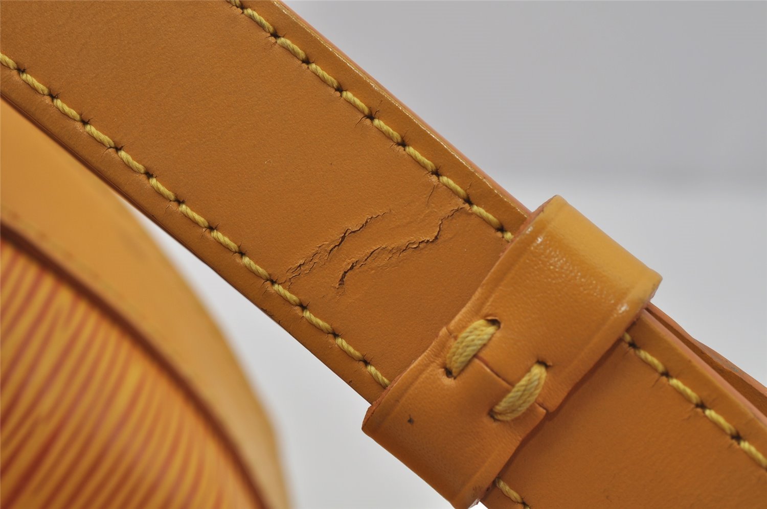 Authentic Louis Vuitton Epi Petit Noe Drawstring Bag Yellow M44109 LV 9775I