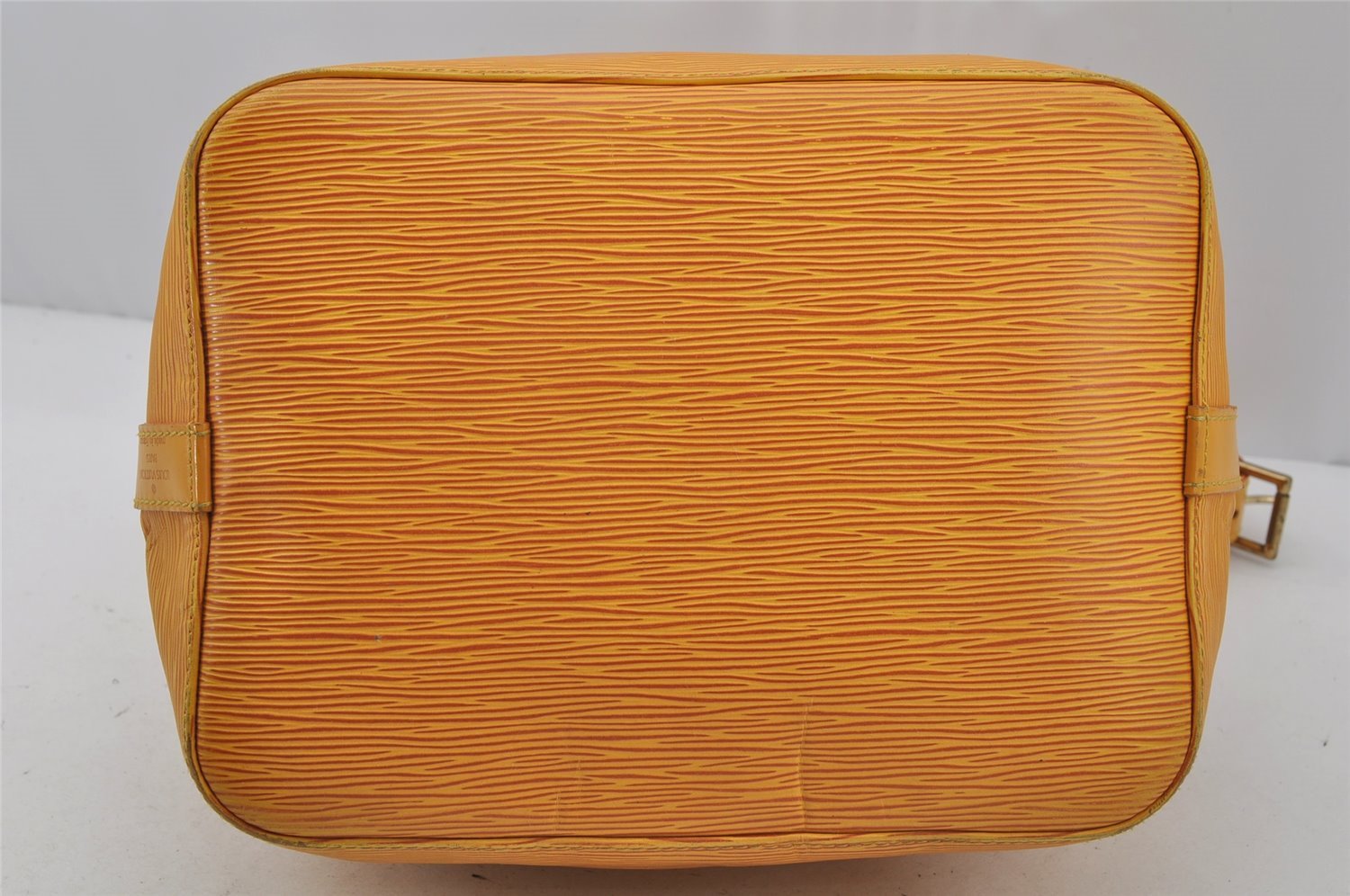 Authentic Louis Vuitton Epi Petit Noe Drawstring Bag Yellow M44109 LV 9775I