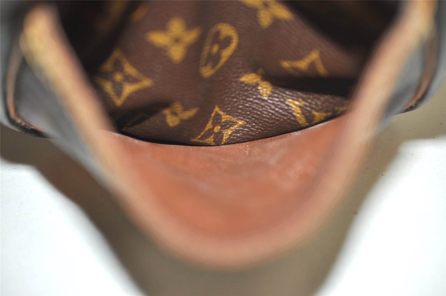 Authentic Louis Vuitton Monogram Danube Shoulder Cross Bag M45266 Junk 9776I