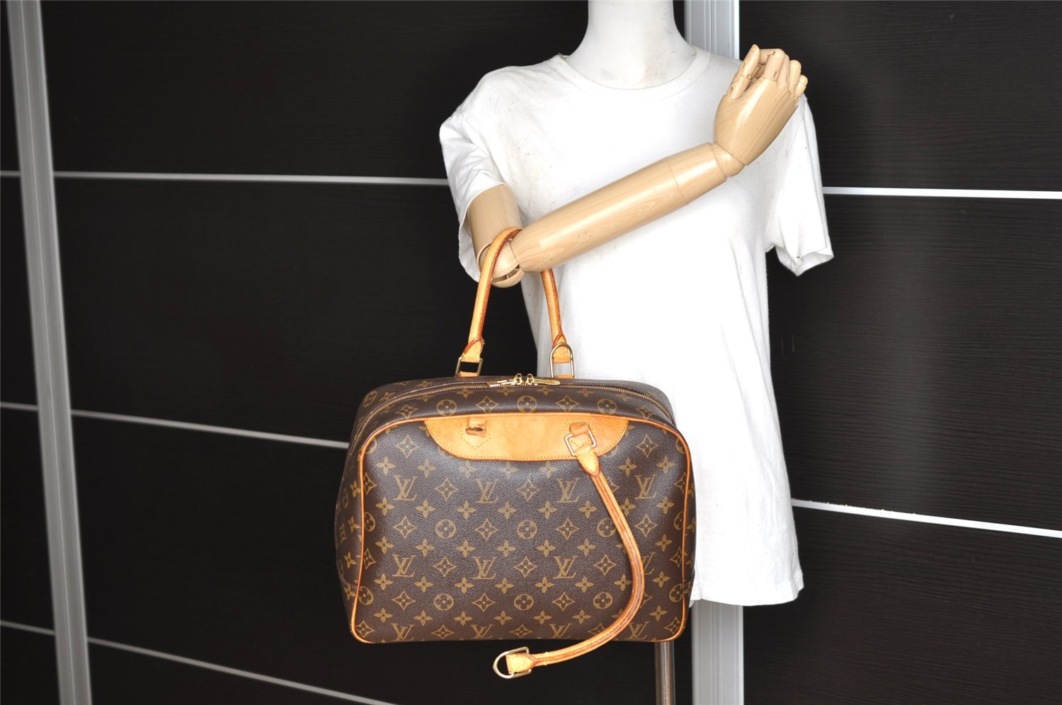 Authentic Louis Vuitton Monogram Deauville Hand Bag M47270 LV Junk 9777I