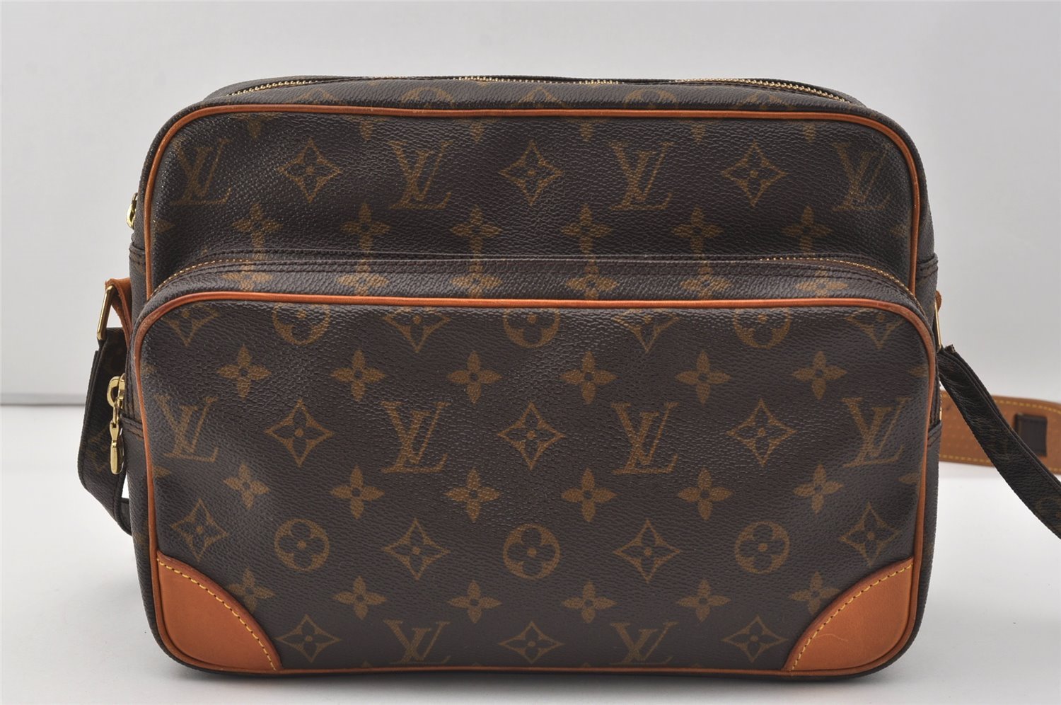 Authentic Louis Vuitton Monogram Nile Shoulder Cross Body Bag M45244 LV 9778I