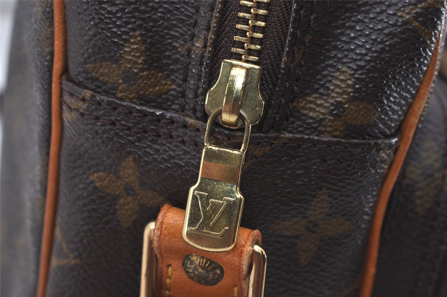 Authentic Louis Vuitton Monogram Nile Shoulder Cross Body Bag M45244 LV 9778I