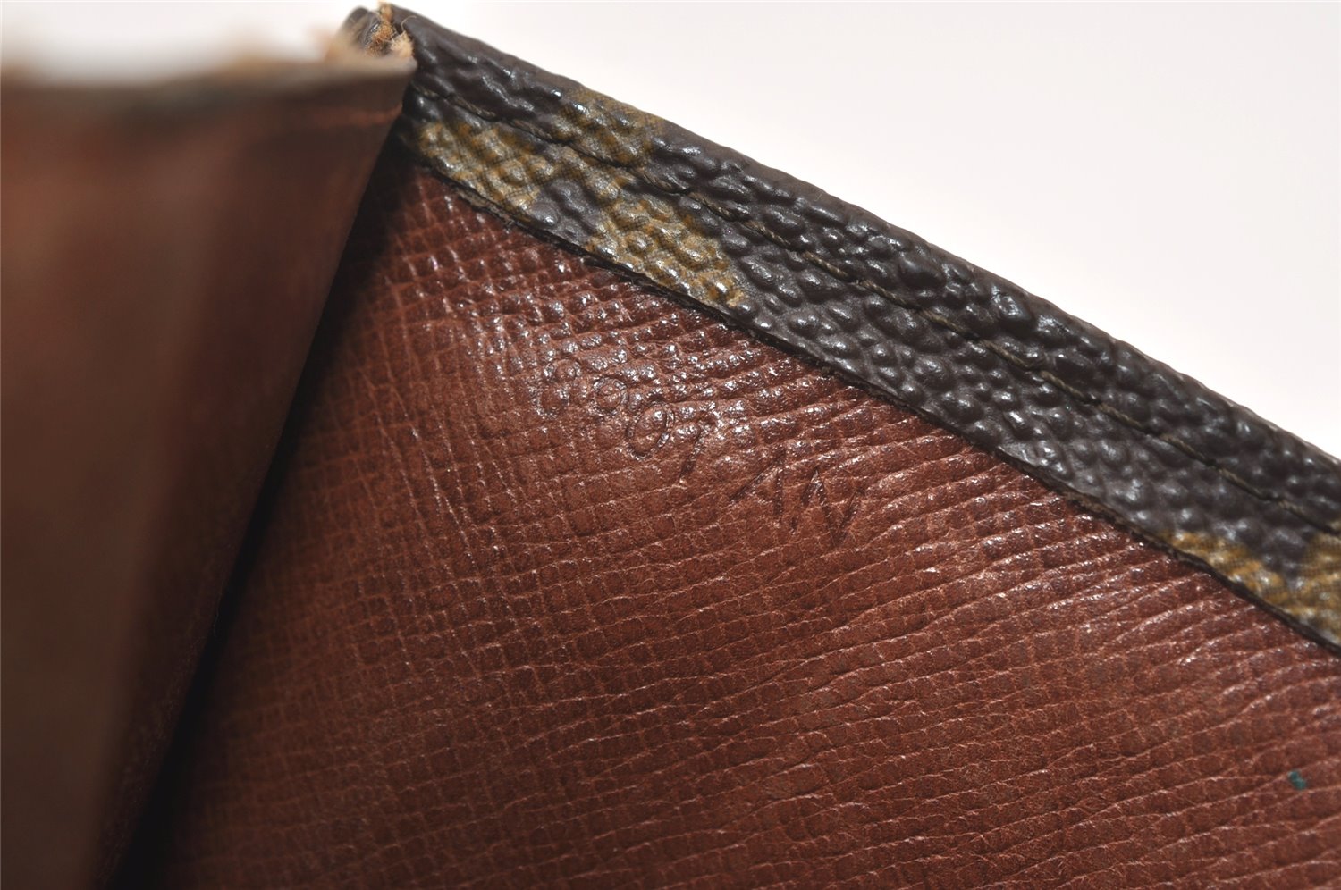 Authentic Louis Vuitton Monogram Pochette Rabat Clutch Bag Old Model LV 9780J