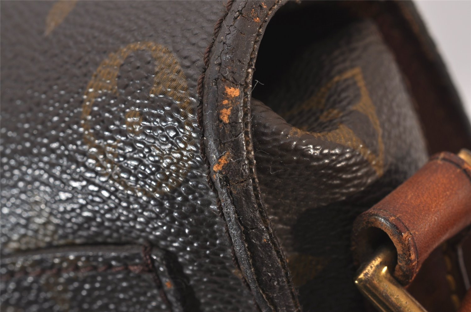 Authentic Louis Vuitton Monogram Saint Cloud MM M51243 Shoulder Cross Bag 9783I