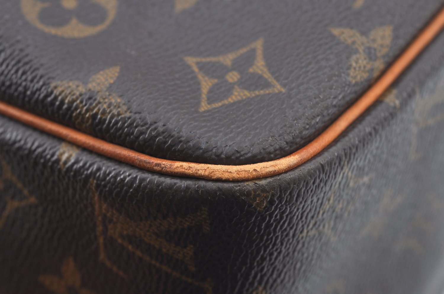 Authentic Louis Vuitton Monogram Cite GM Shoulder Bag M51181 LV Junk 9785I