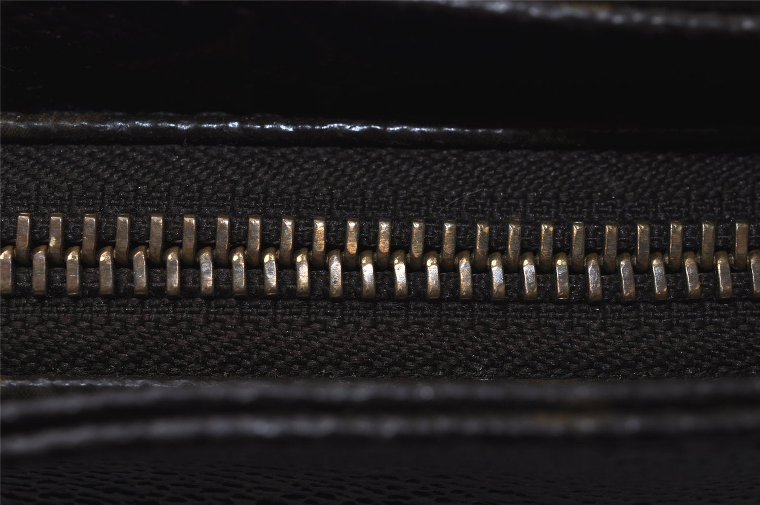 Authentic Louis Vuitton Monogram Trotteur Shoulder Cross Bag M51240 Junk 9786I