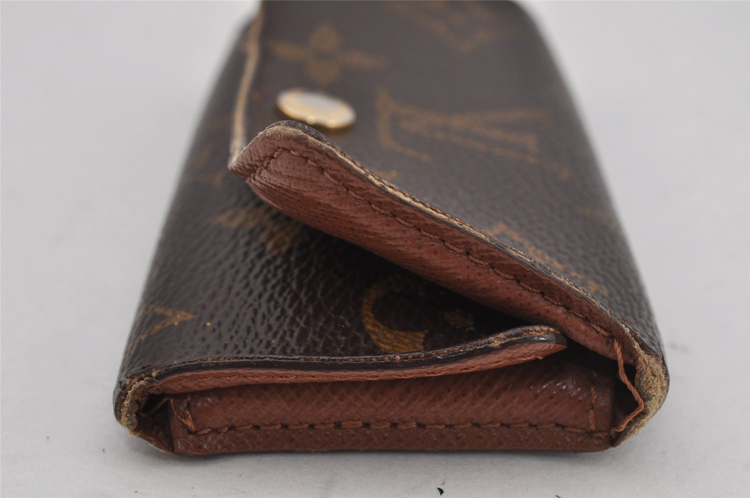 Authentic Louis Vuitton Monogram Multicles 4 Four Hooks Key Case M62631 LV 9788J