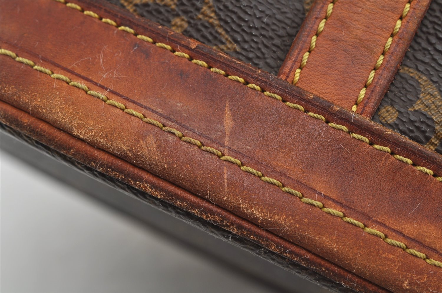 Authentic Louis Vuitton Monogram Bucket GM Shoulder Tote Bag M42236 LV 9789I