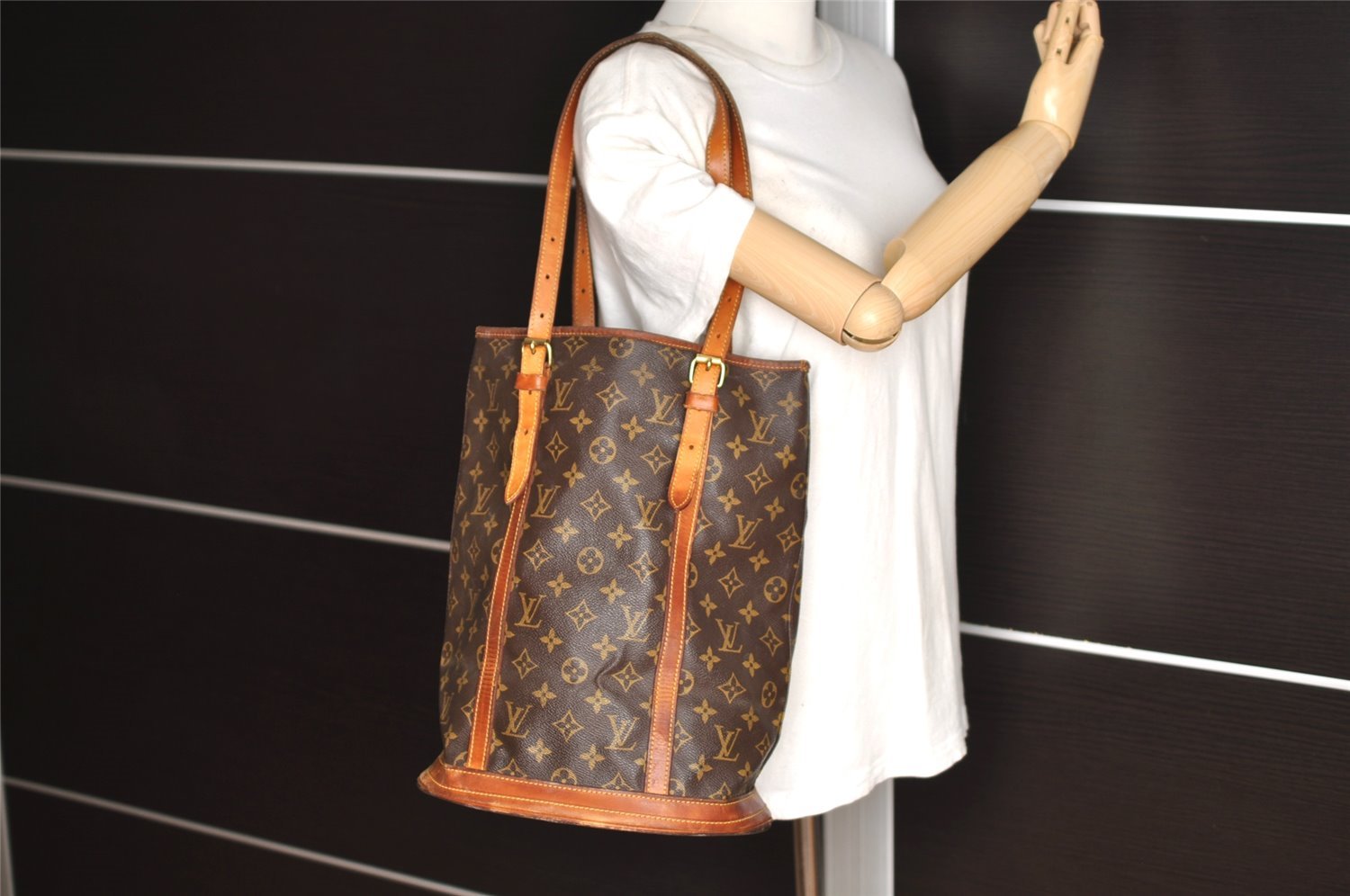 Authentic Louis Vuitton Monogram Bucket GM Shoulder Tote Bag M42236 LV 9789I