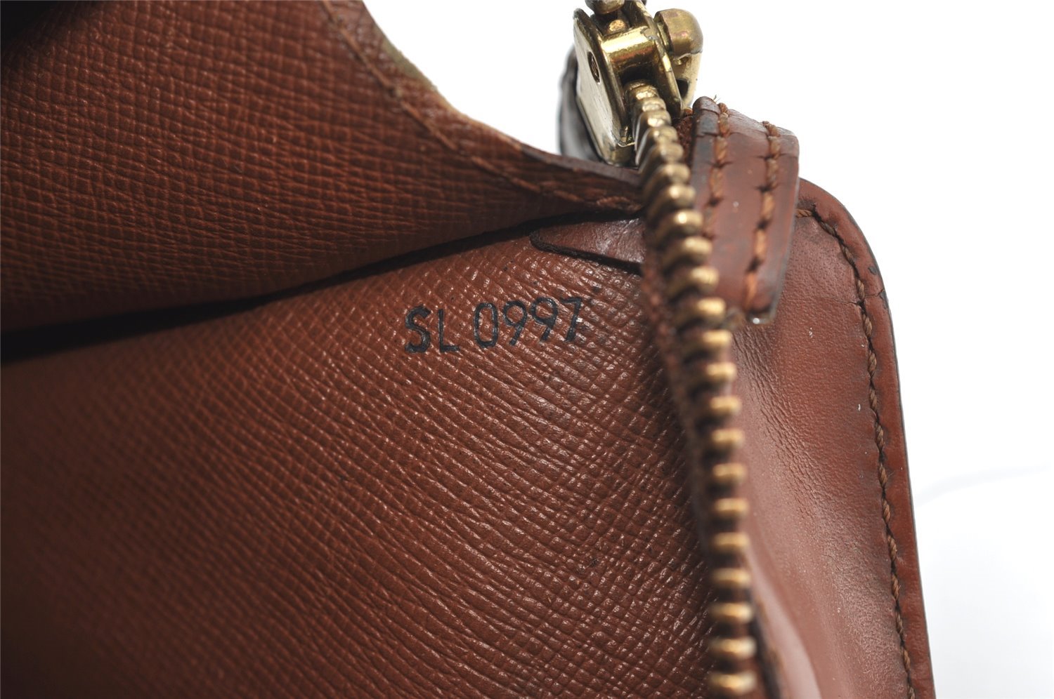 Authentic Louis Vuitton Monogram Pochette Homme Clutch Bag M51795 Junk 9795I