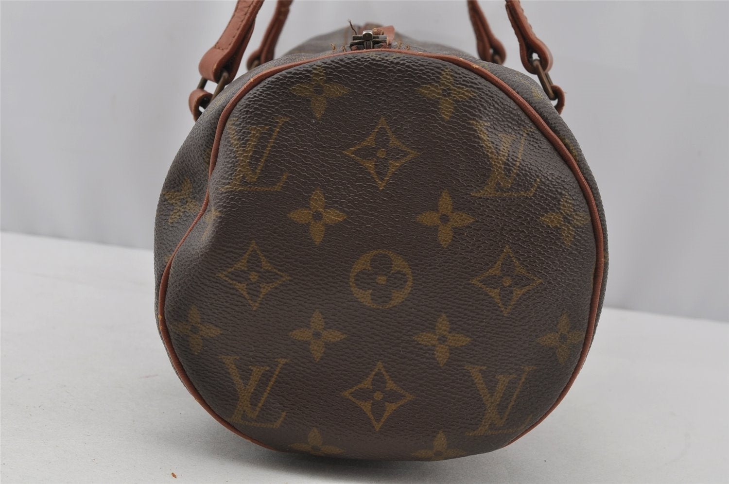 Authentic Louis Vuitton Monogram Papillon 30 Hand Bag Old Model LV 9797I