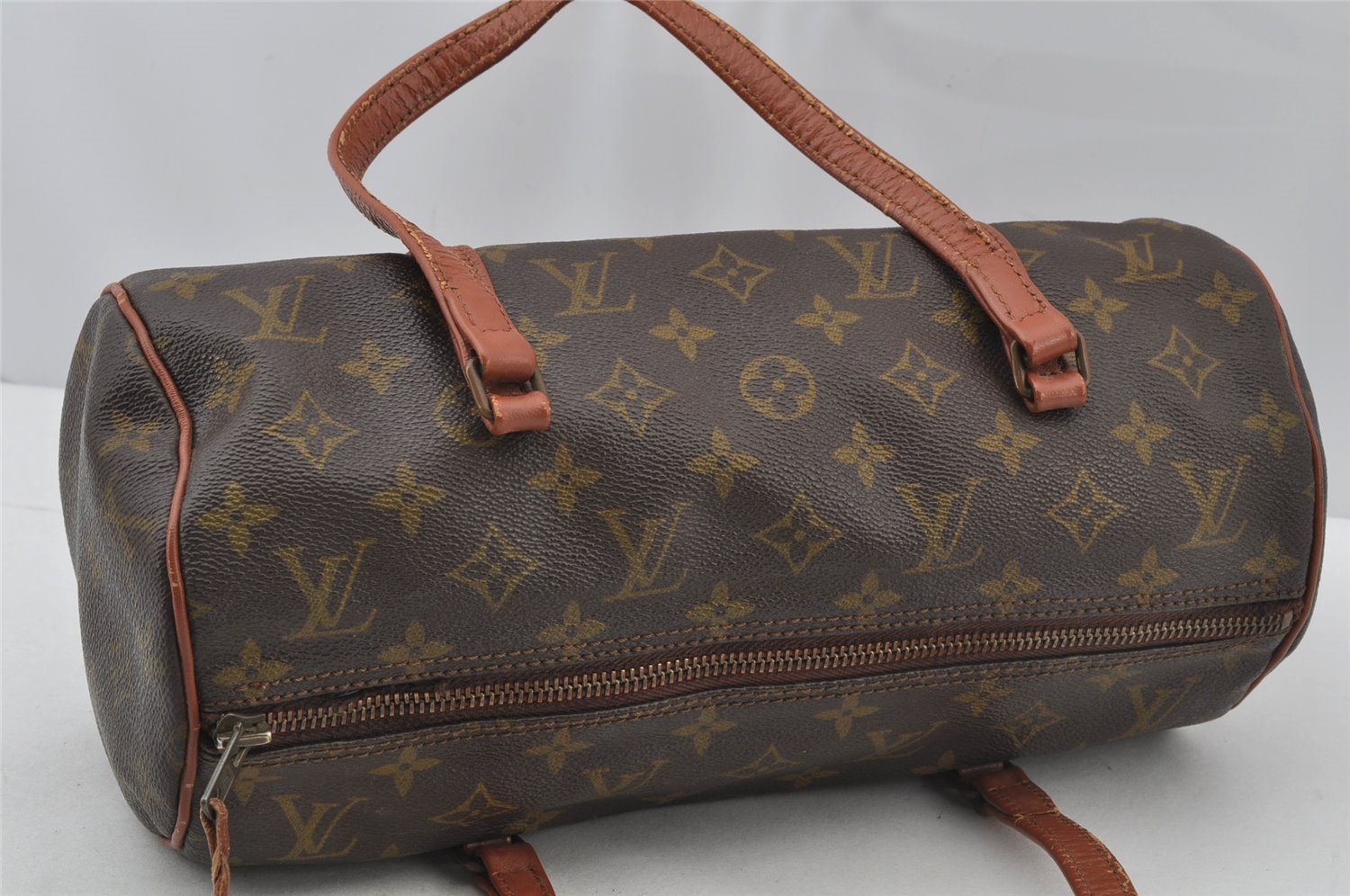 Authentic Louis Vuitton Monogram Papillon 30 Hand Bag Old Model LV 9797I