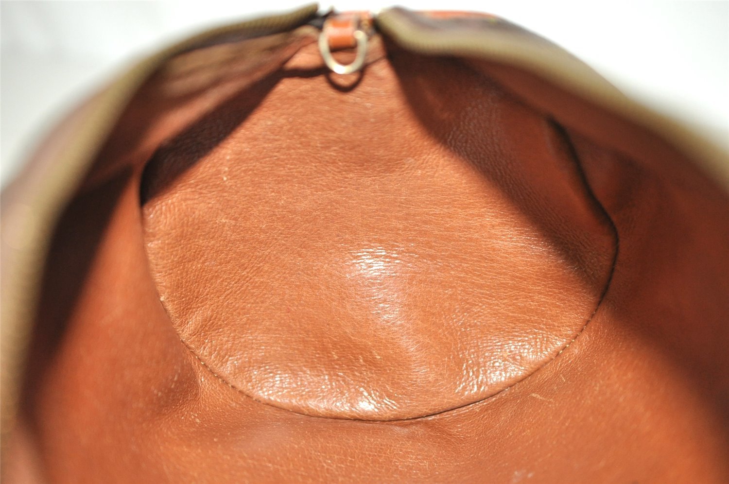 Authentic Louis Vuitton Monogram Papillon 30 Hand Bag Old Model LV 9797I