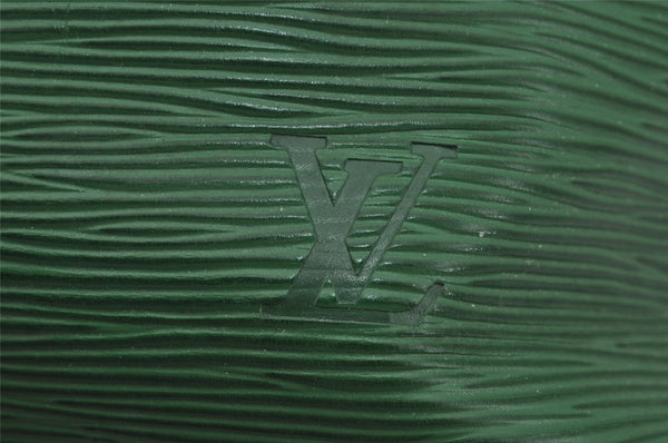 Authentic Louis Vuitton Epi Petit Noe Shoulder Drawstring Bag M44104 Green 9798I
