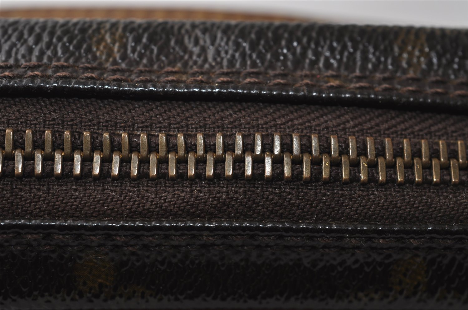 Authentic Louis Vuitton Monogram Marly Dragonne GM M51825 Clutch Hand Bag 9799I