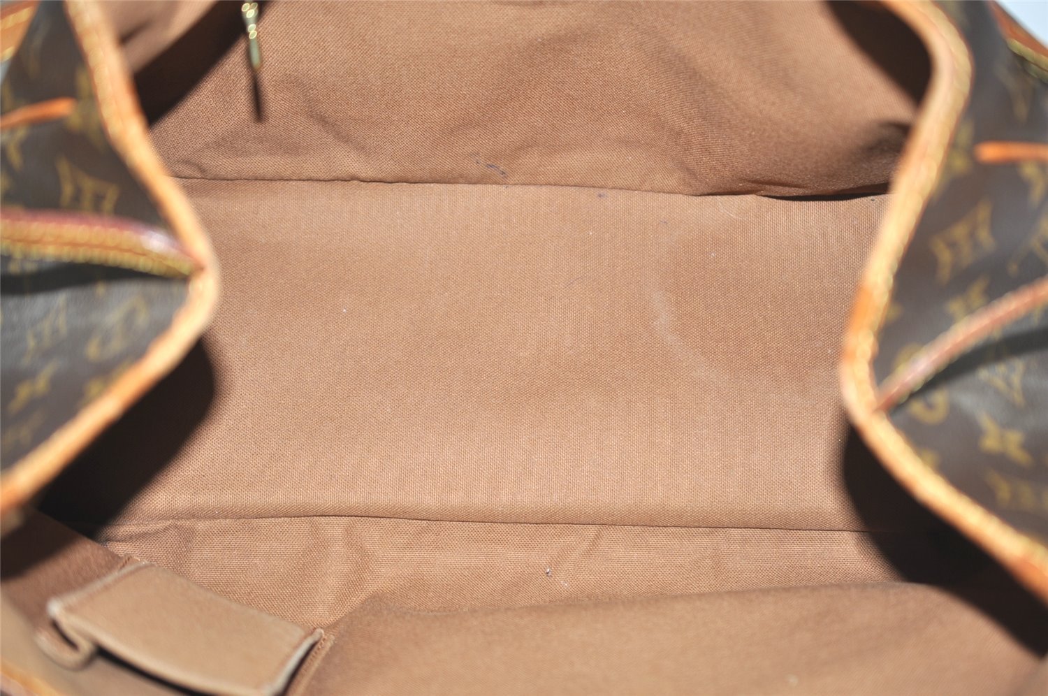 Authentic Louis Vuitton Monogram Batignolles Horizontal Tote Bag M51154 LV 9801I