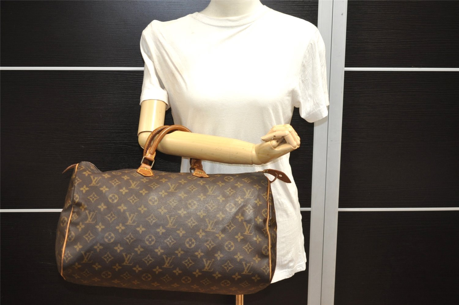 Authentic Louis Vuitton Monogram Speedy 40 Hand Boston Bag M41522 LV 9803I