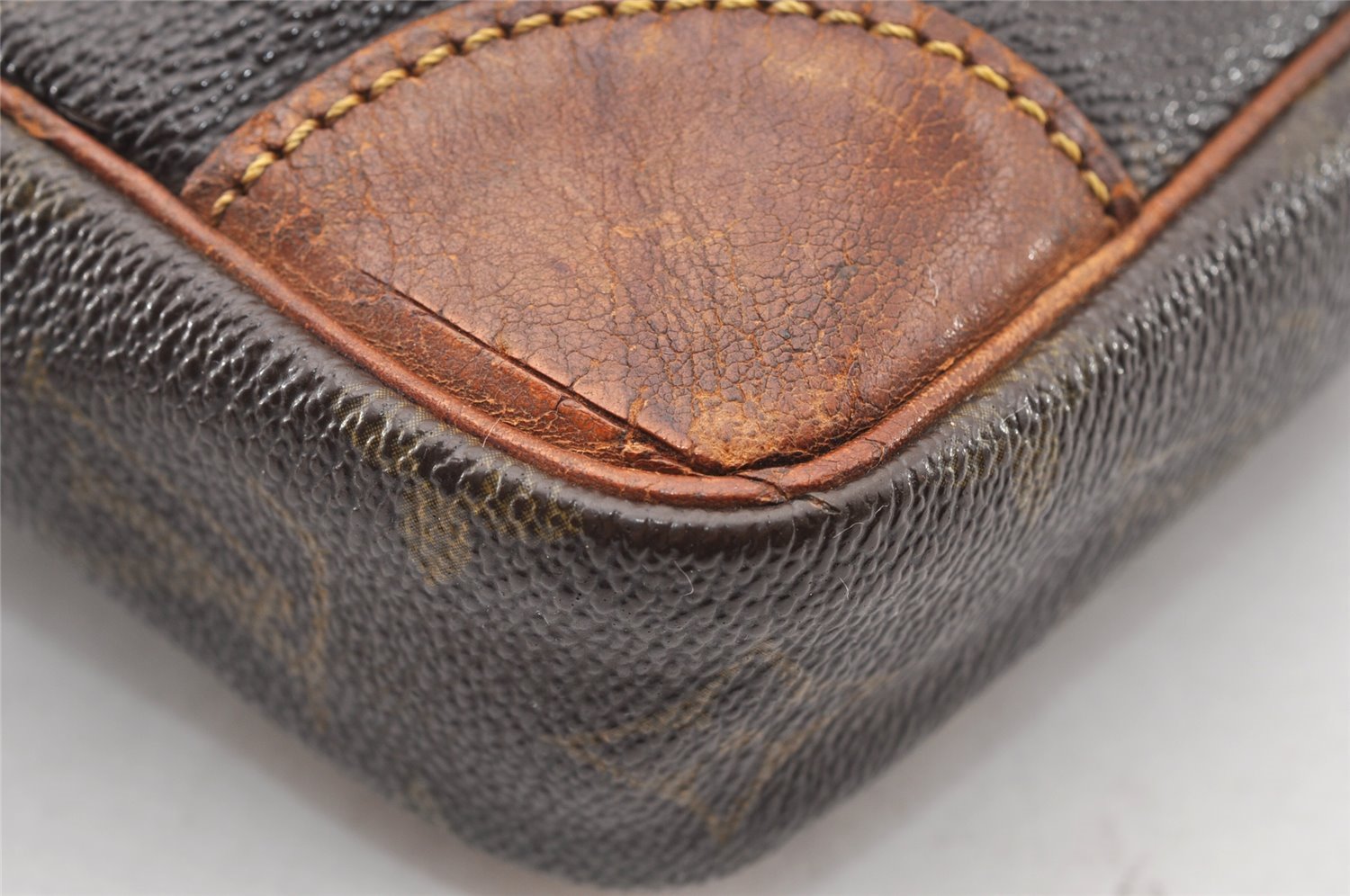 Authentic Louis Vuitton Monogram Marly Dragonne GM M51825 Clutch Hand Bag 9805I