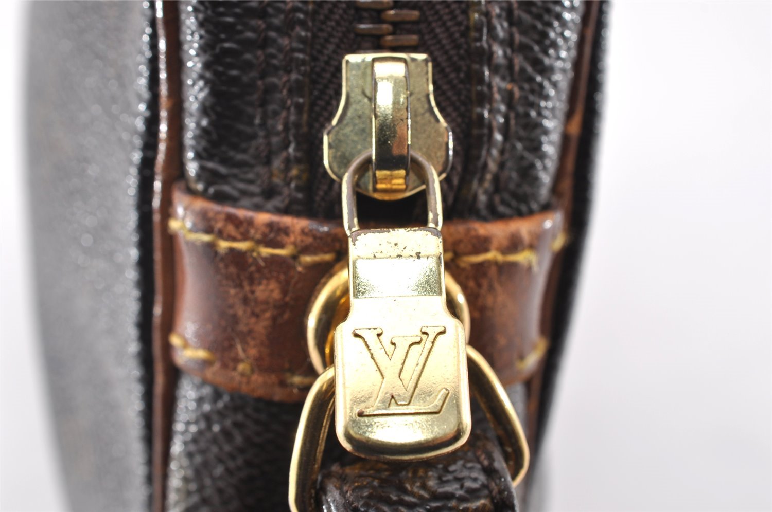 Authentic Louis Vuitton Monogram Marly Dragonne GM M51825 Clutch Hand Bag 9805I