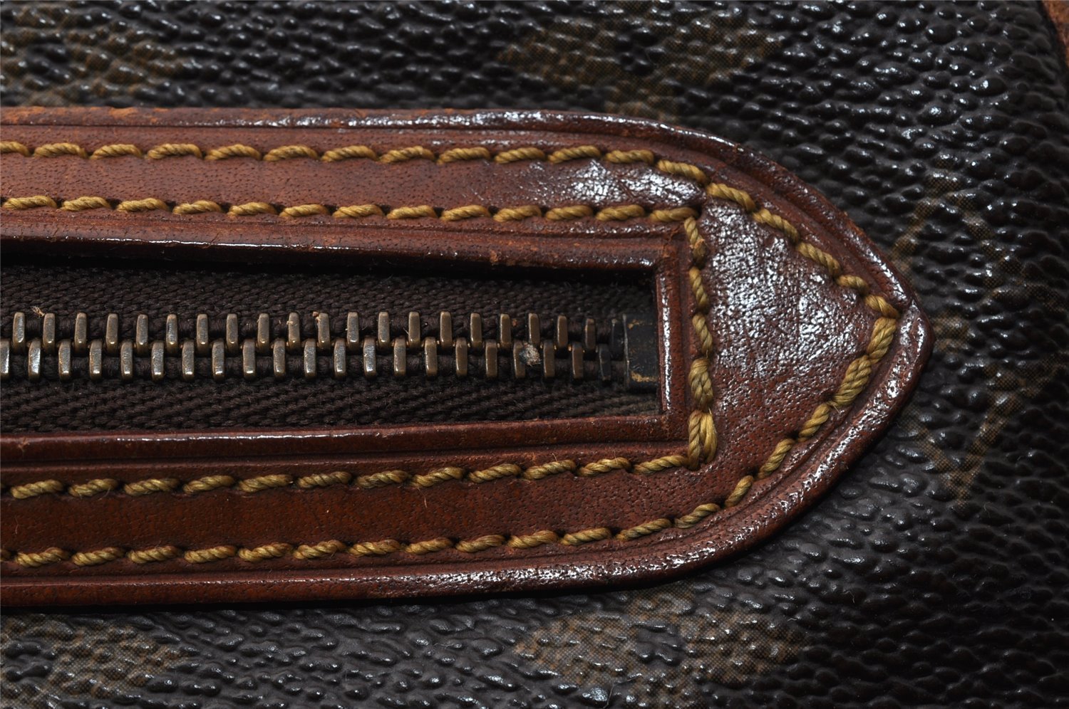 Authentic Louis Vuitton Monogram Marly Dragonne GM M51825 Clutch Hand Bag 9805I