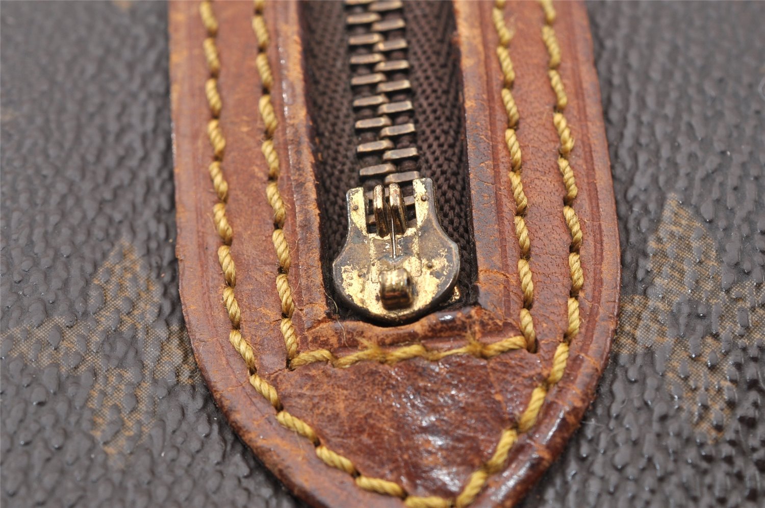 Authentic Louis Vuitton Monogram Marly Dragonne GM M51825 Clutch Hand Bag 9805I