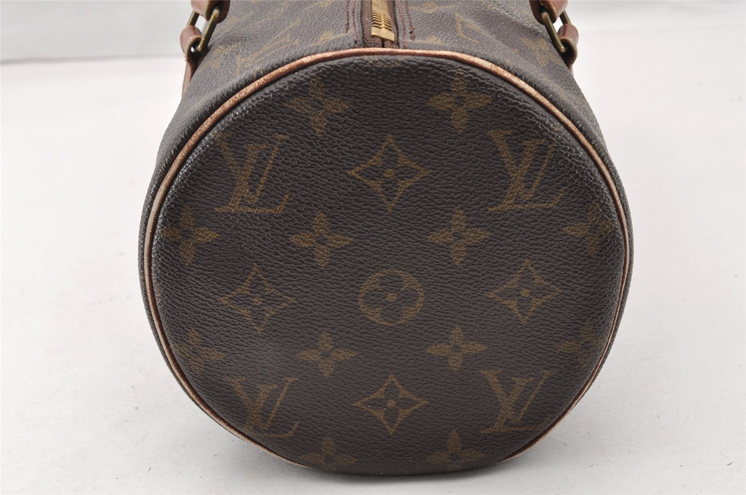 Authentic Louis Vuitton Monogram Papillon 30 Hand Bag Old Model LV 9806I
