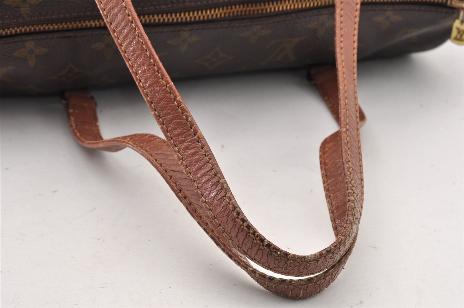 Authentic Louis Vuitton Monogram Papillon 30 Hand Bag Old Model LV 9806I