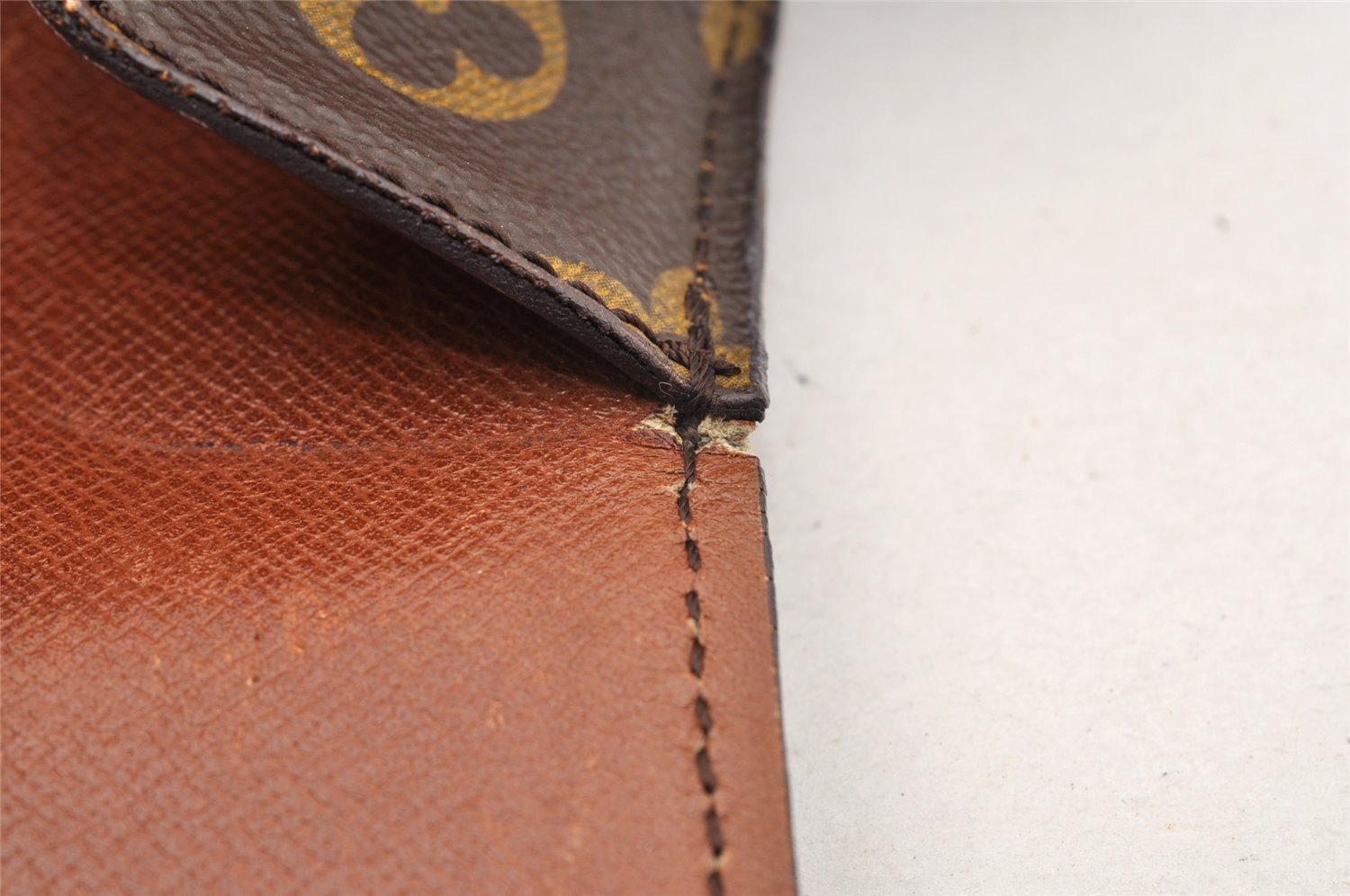 Authentic Louis Vuitton Monogram Saint Cloud MM M51243 Shoulder Bag Junk 9808I