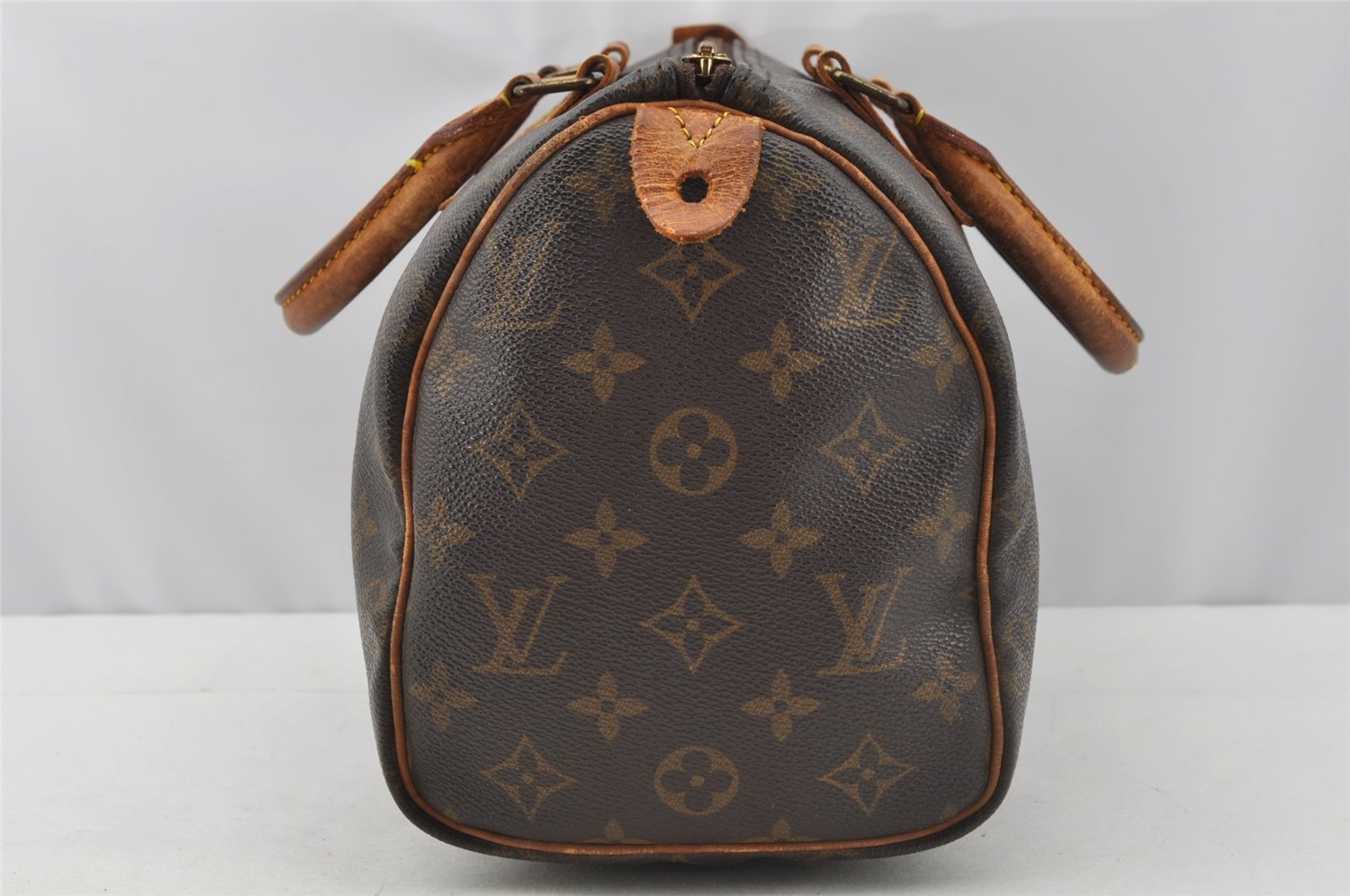 Authentic Louis Vuitton Monogram Speedy 25 Boston Hand Bag M41528 LV 9810I