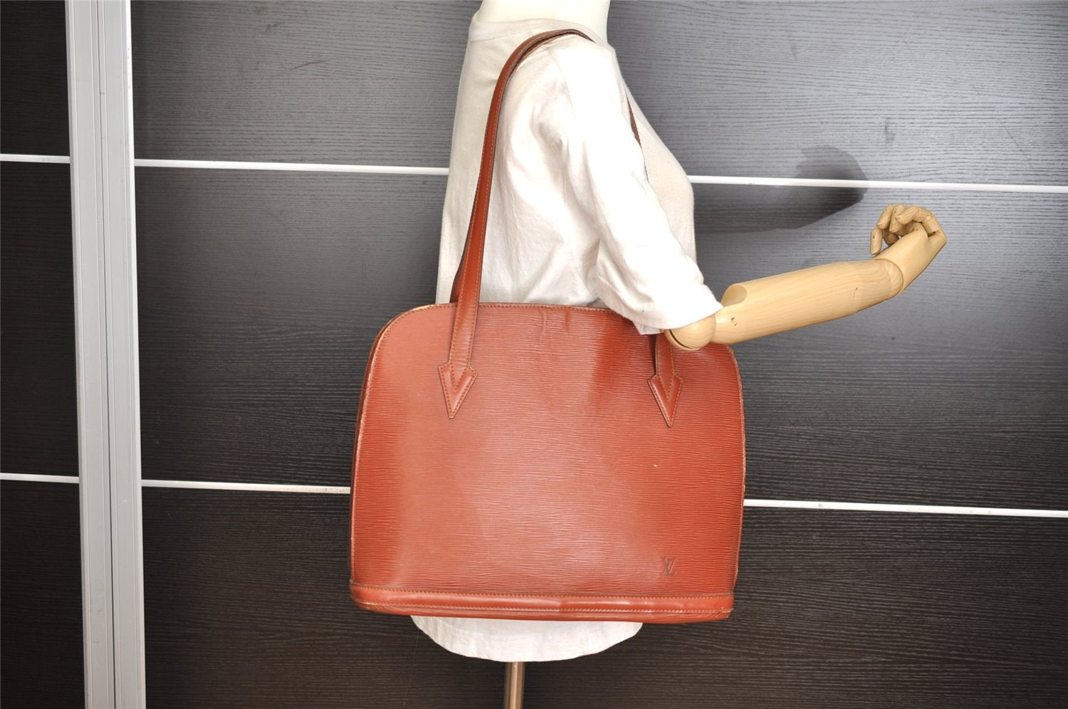 Authentic Louis Vuitton Epi Lussac Shoulder Tote Bag Brown M52283 LV 9812I