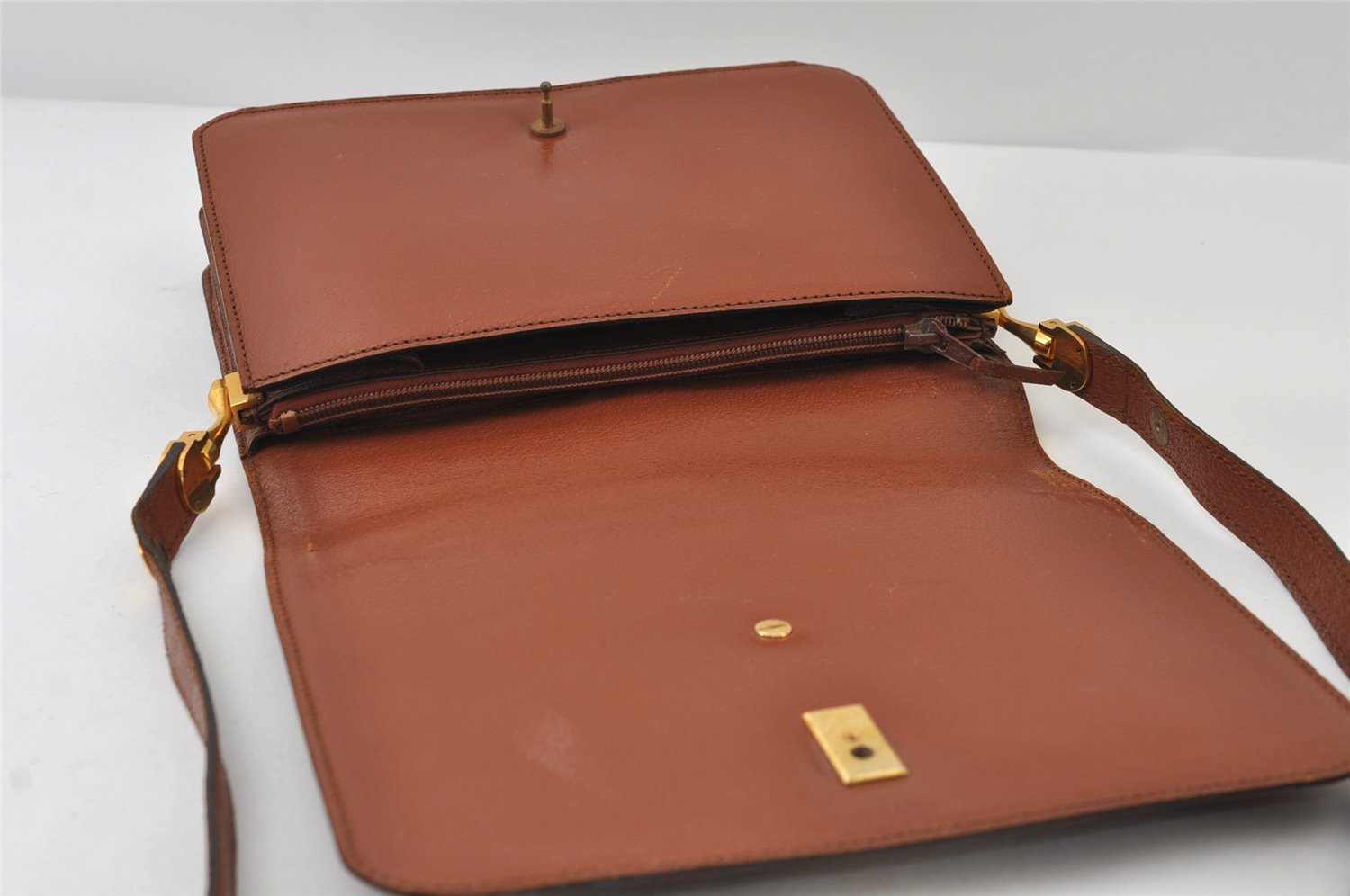 Authentic Louis Vuitton Monogram Rond Point Shoulder Cross Bag Old Model 9818I