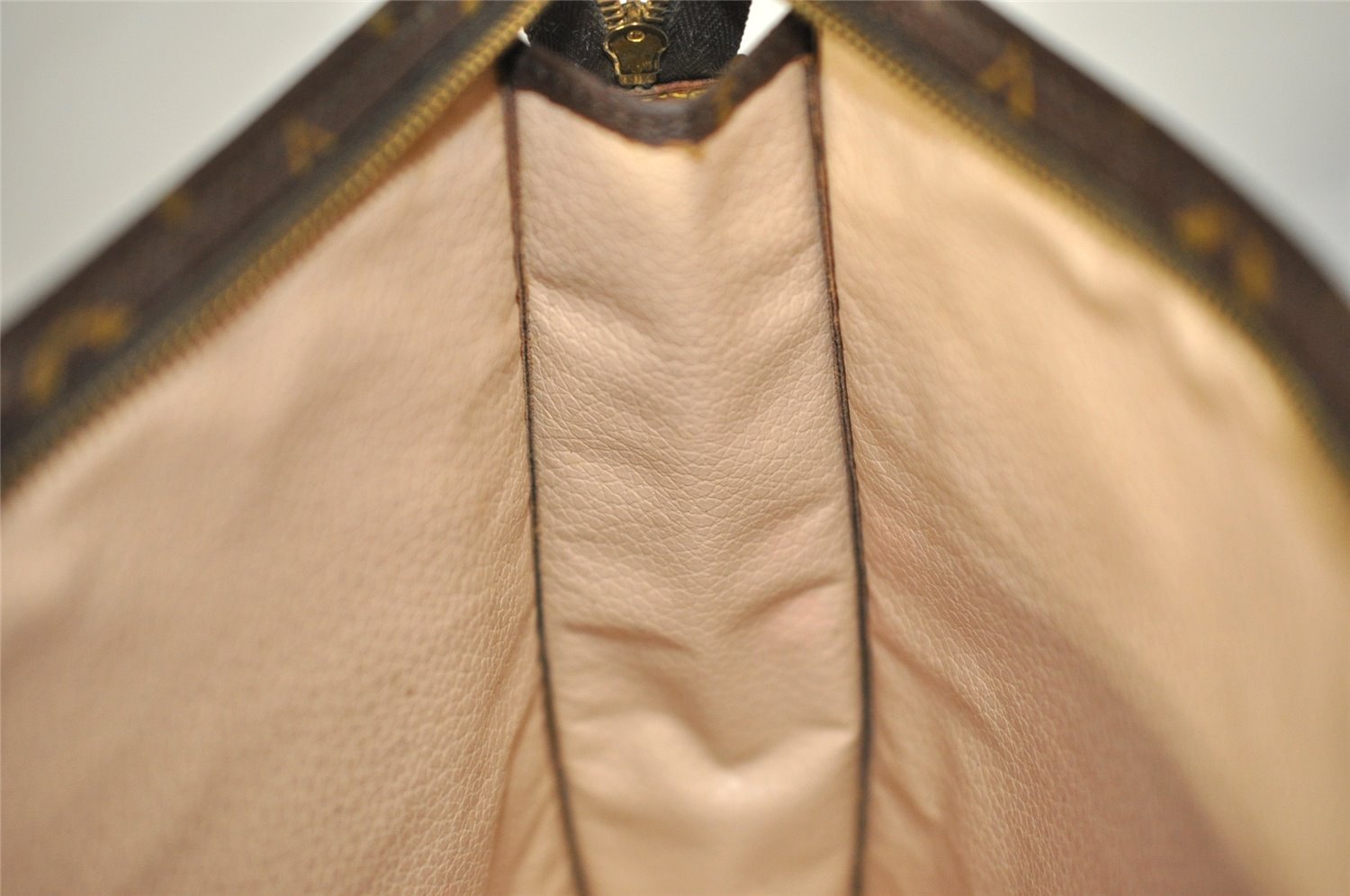 Auth Louis Vuitton Monogram Poche Toilette 26 M47542 Cosmetics Pouch Junk 9824I