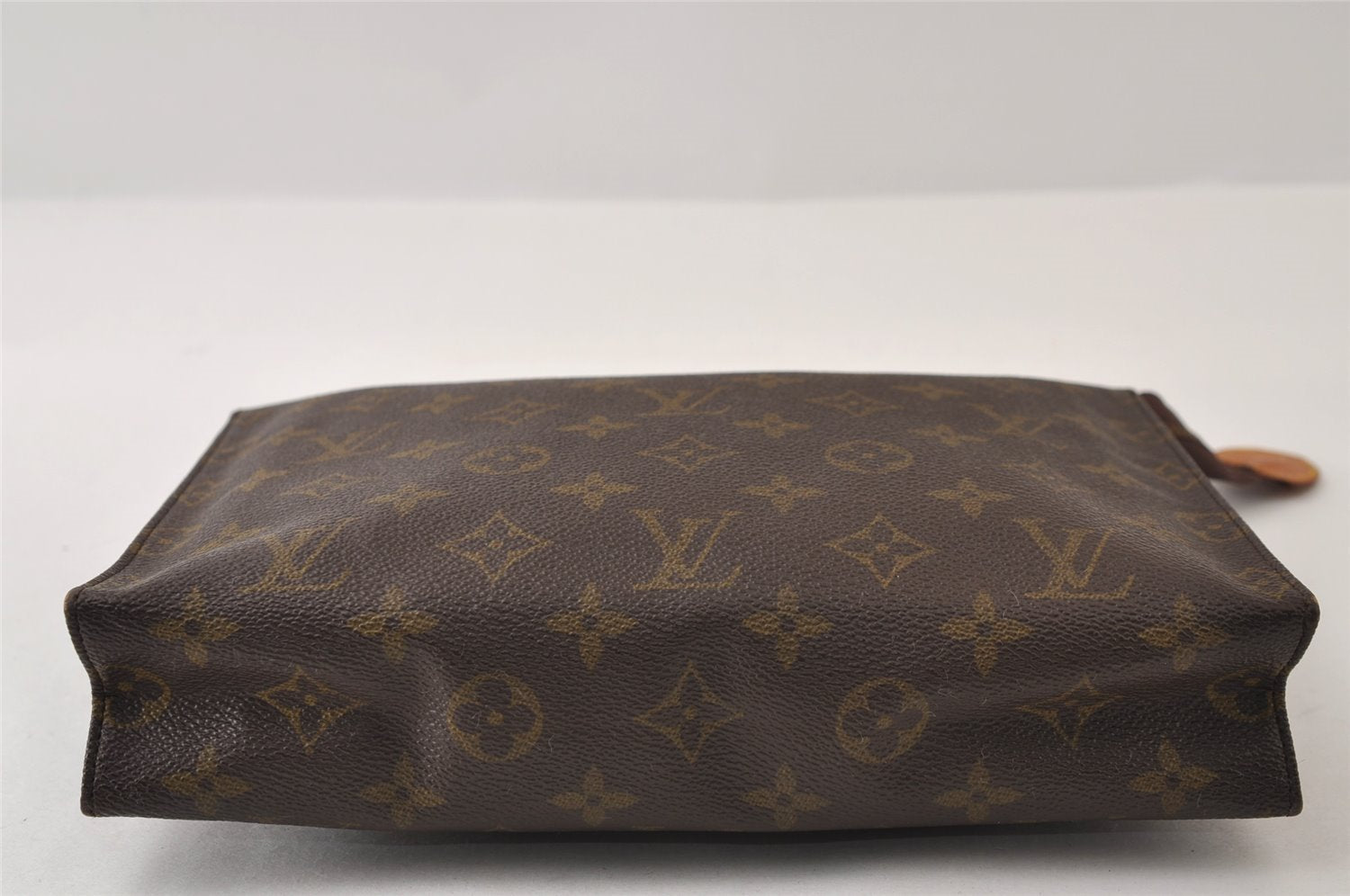 Authentic Louis Vuitton Monogram Poche Toilette 26 M47542 Cosmetics Pouch 9825I