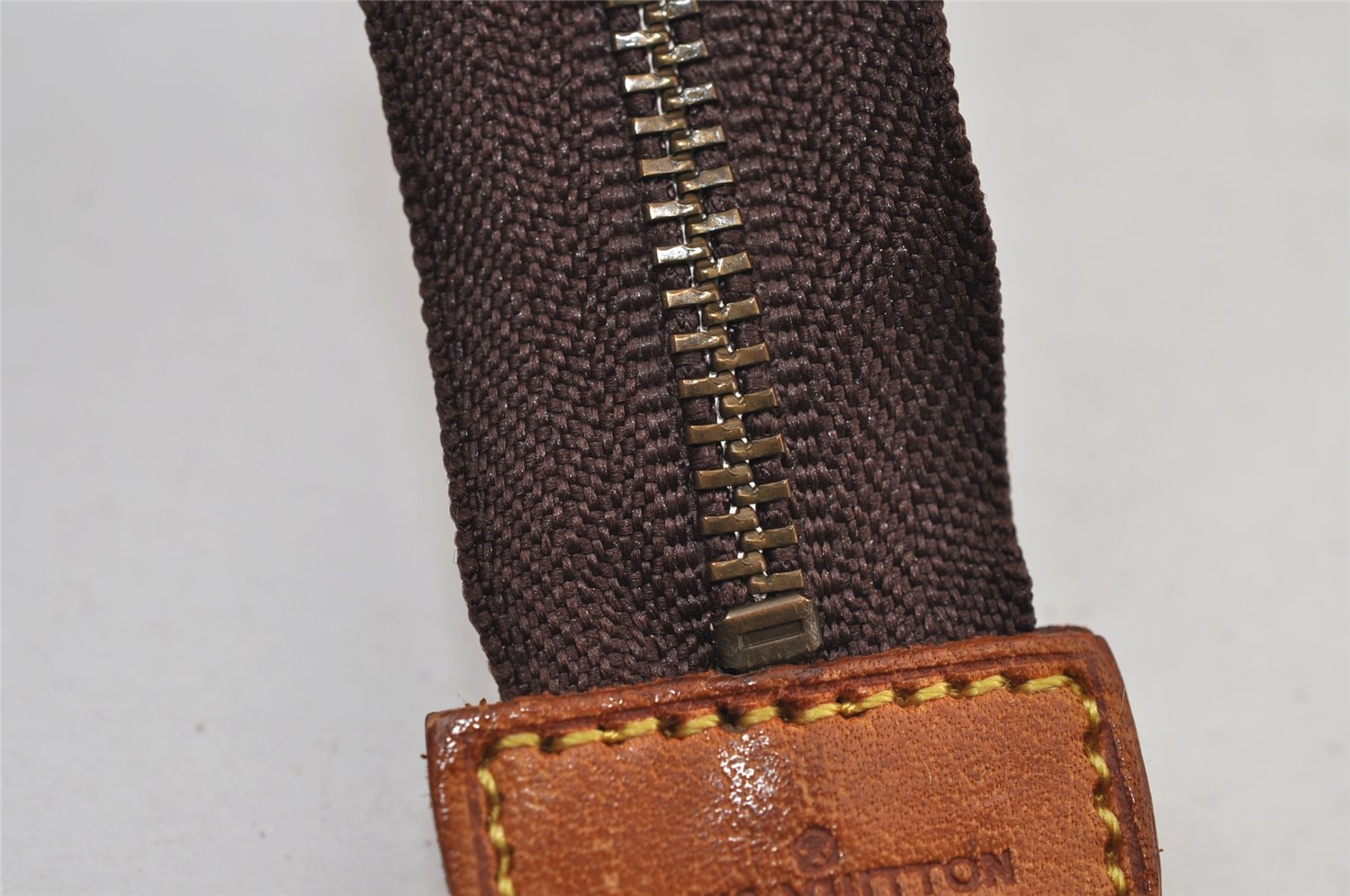 Authentic Louis Vuitton Monogram Poche Toilette 26 M47542 Cosmetics Pouch 9825I