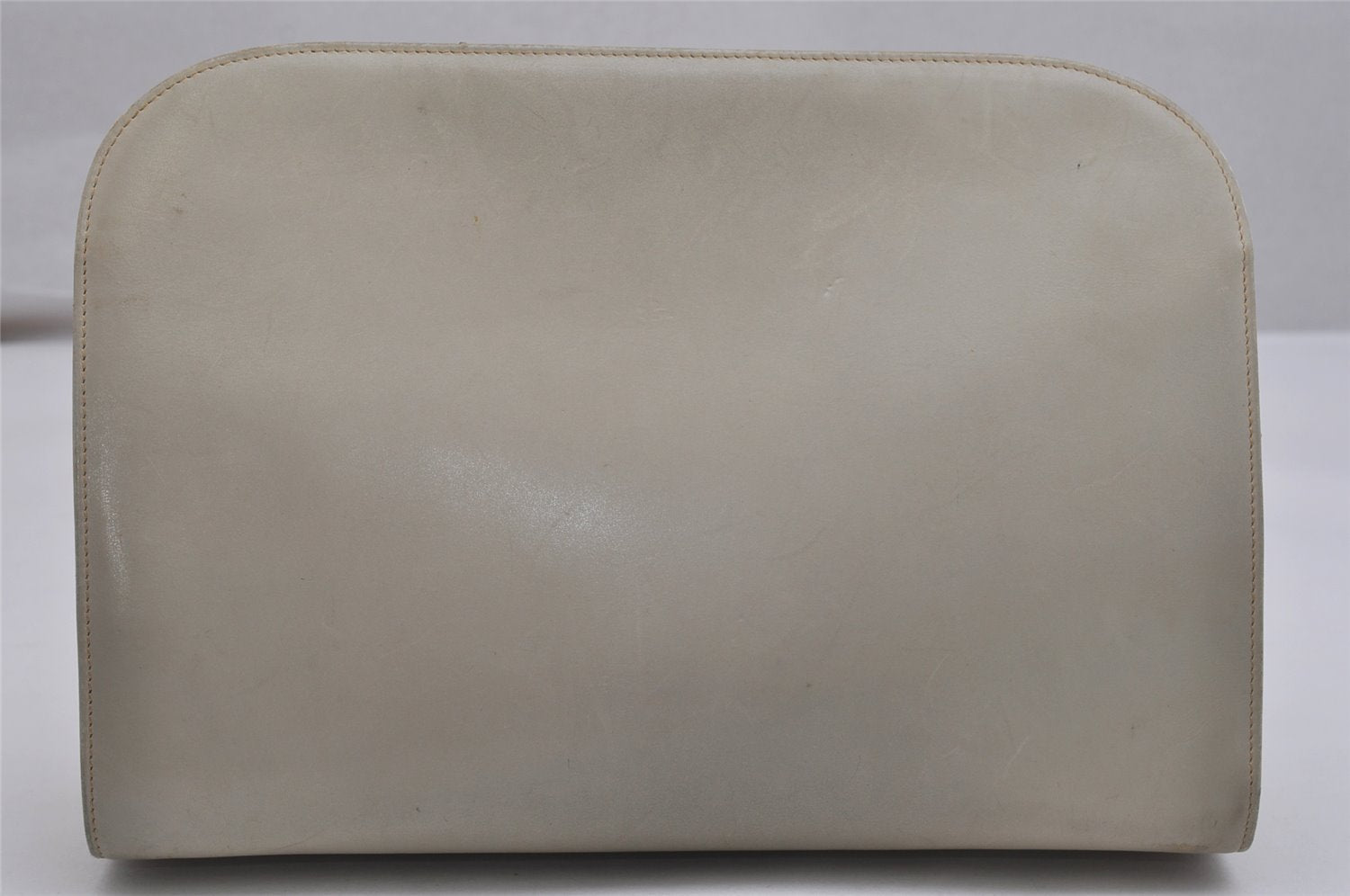 Authentic Salvatore Ferragamo Gancini Leather Shoulder Crossbody Bag White 9827J