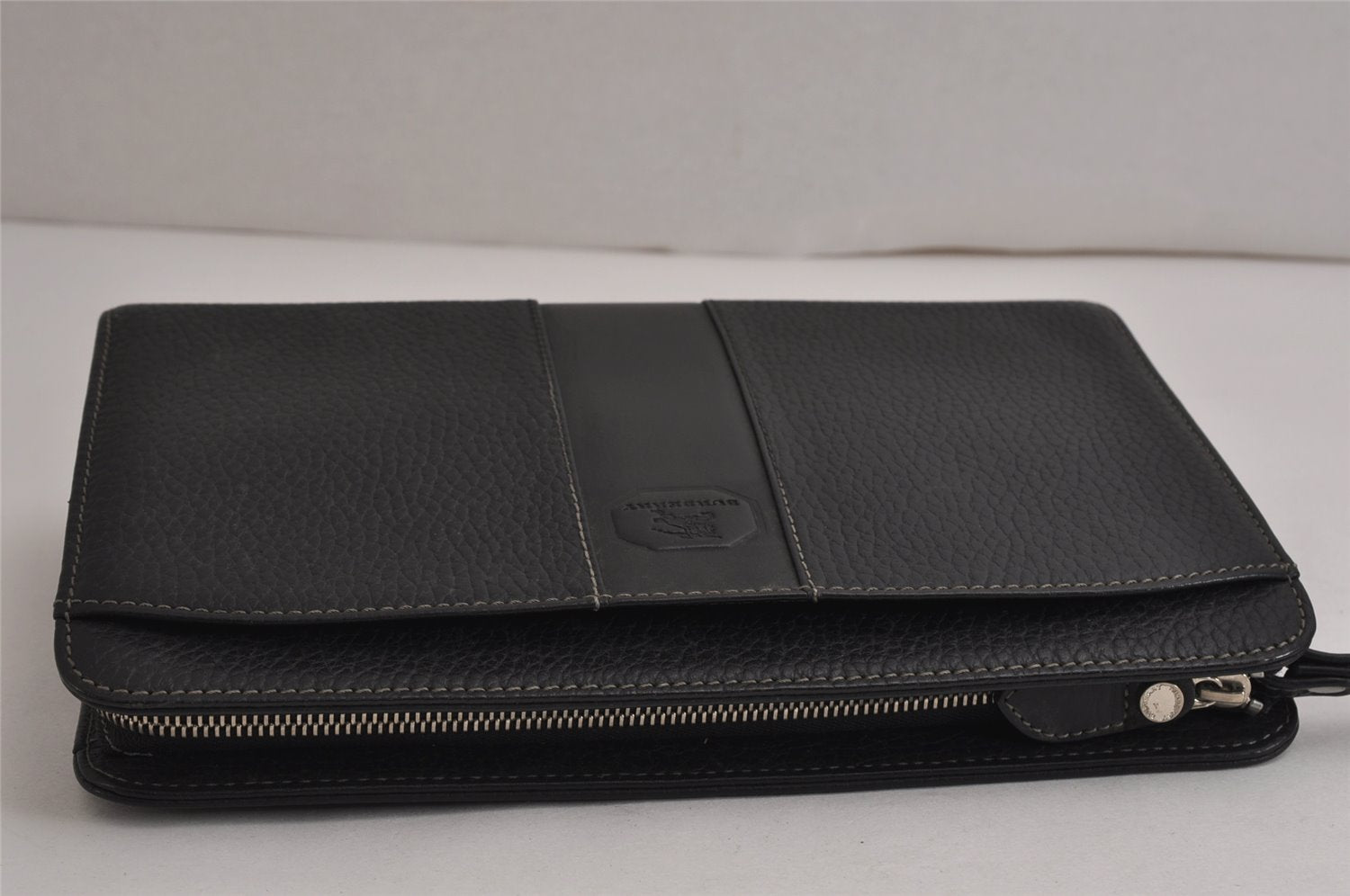 Authentic BURBERRY Vintage Leather Clutch Hand Bag Purse Black 9828J