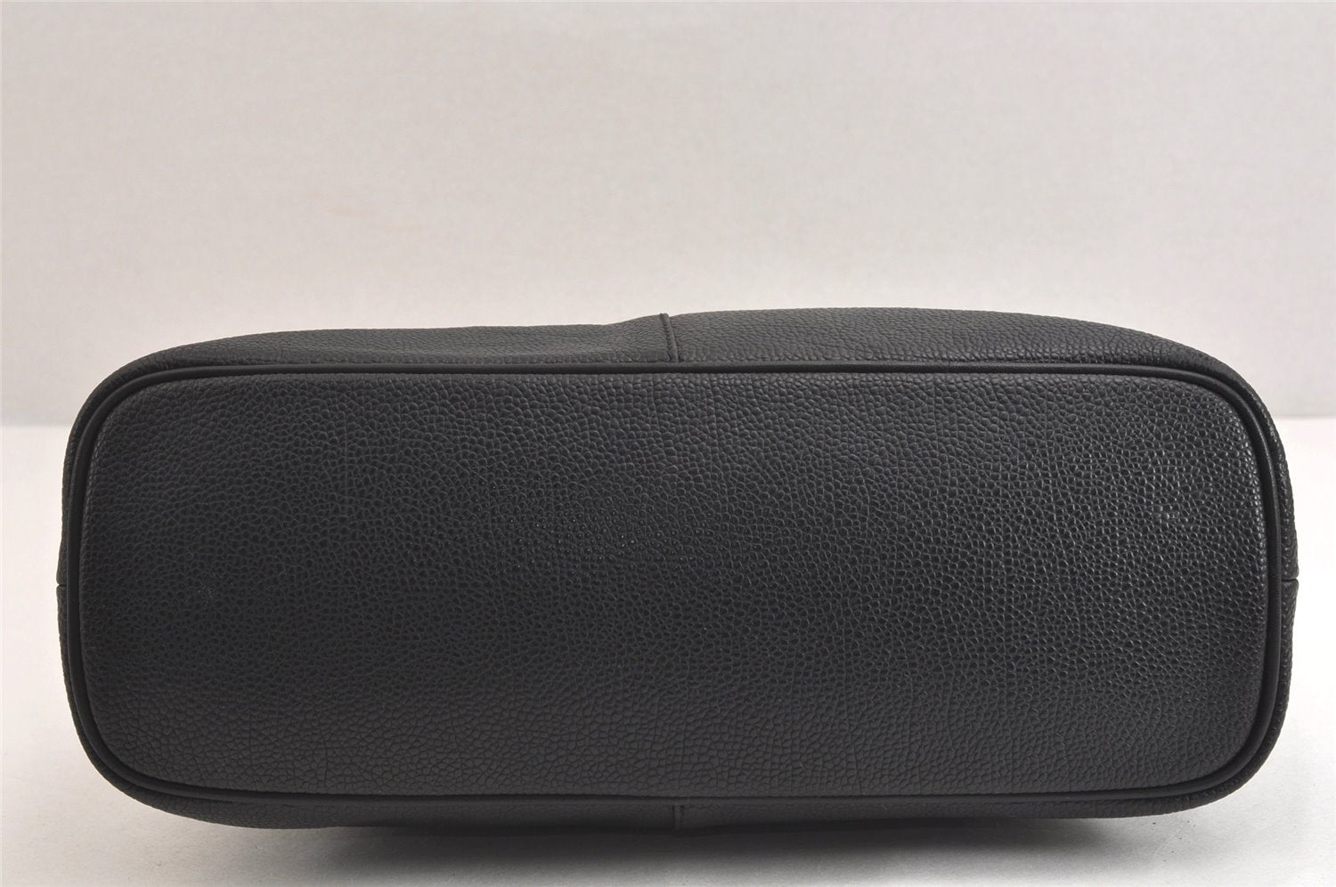 Authentic BURBERRY Vintage Leather Shoulder Hand Bag Purse Black 9829J