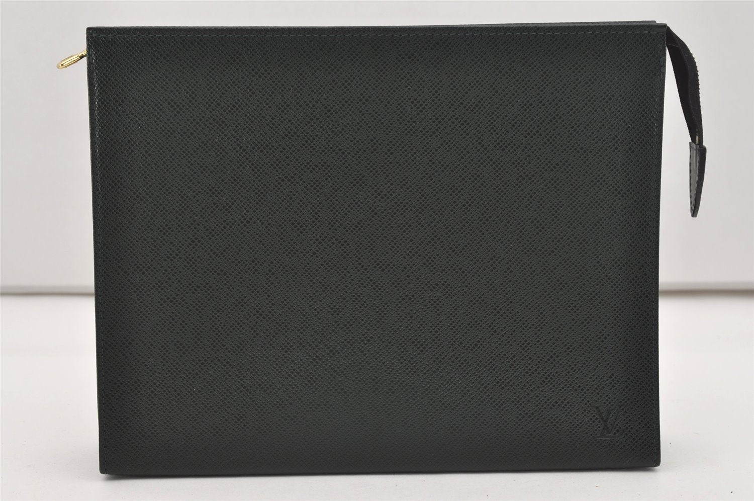 Auth Louis Vuitton Taiga Poche Toilette Cosmetics Pouch Green M99034 Junk 9830I