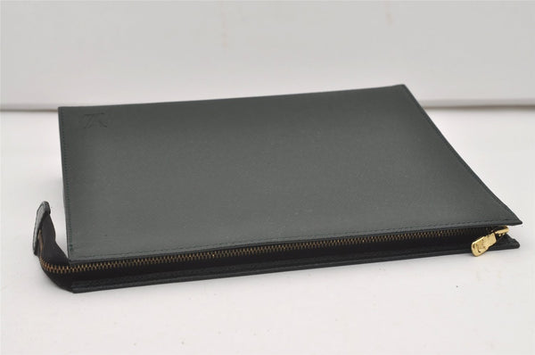 Auth Louis Vuitton Taiga Poche Toilette Cosmetics Pouch Green M99034 Junk 9830I