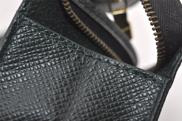 Auth Louis Vuitton Taiga Poche Toilette Cosmetics Pouch Green M99034 Junk 9830I