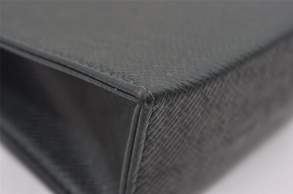 Auth Louis Vuitton Taiga Poche Toilette Cosmetics Pouch Green M99034 Junk 9830I