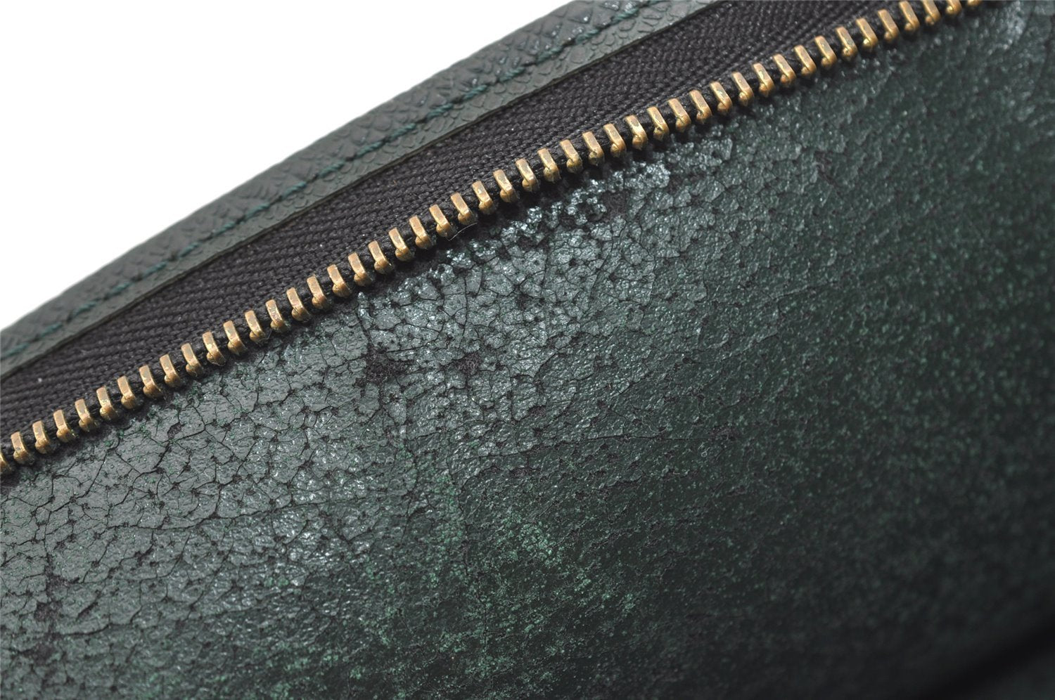 Auth Louis Vuitton Taiga Poche Toilette Cosmetics Pouch Green M99034 Junk 9830I