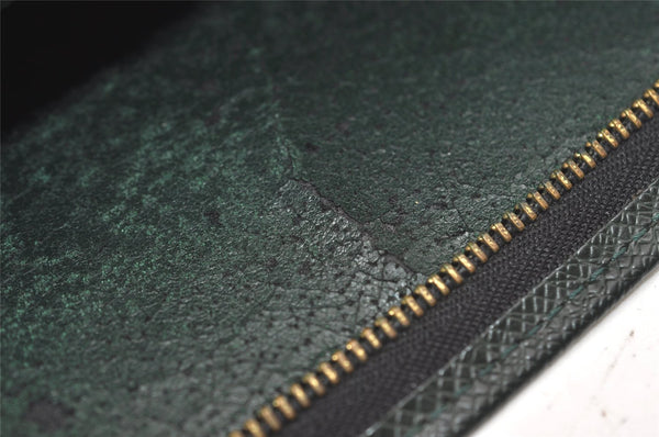 Auth Louis Vuitton Taiga Poche Toilette Cosmetics Pouch Green M99034 Junk 9830I