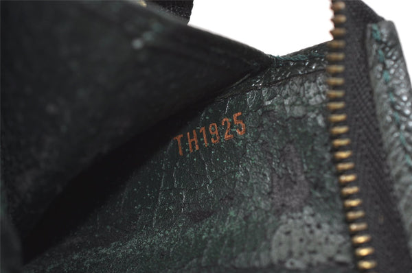 Auth Louis Vuitton Taiga Poche Toilette Cosmetics Pouch Green M99034 Junk 9830I